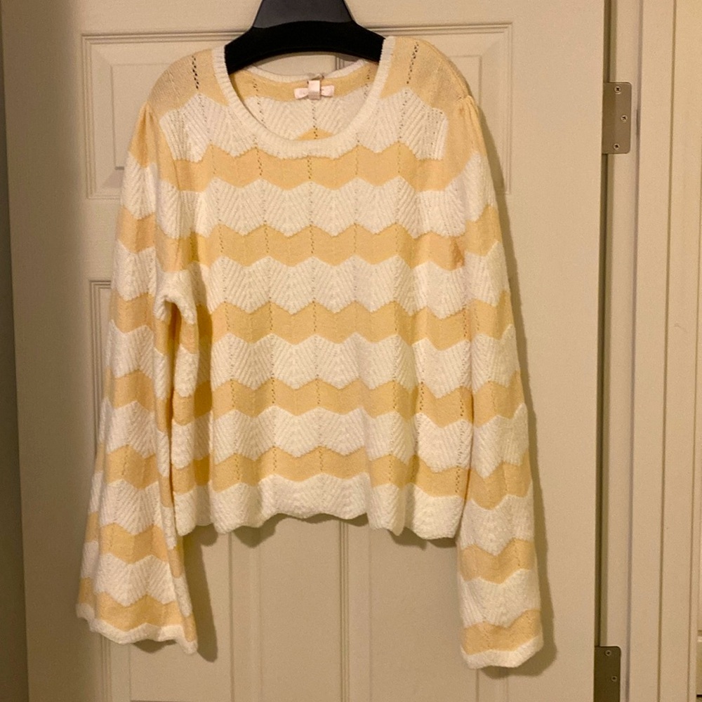 Lauren Conrad Women’s Peach & White Sweater Size XXL Flared Sleeve NWT